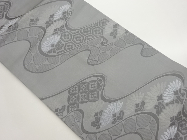 流水に花葉・古典柄模様織出し名古屋帯